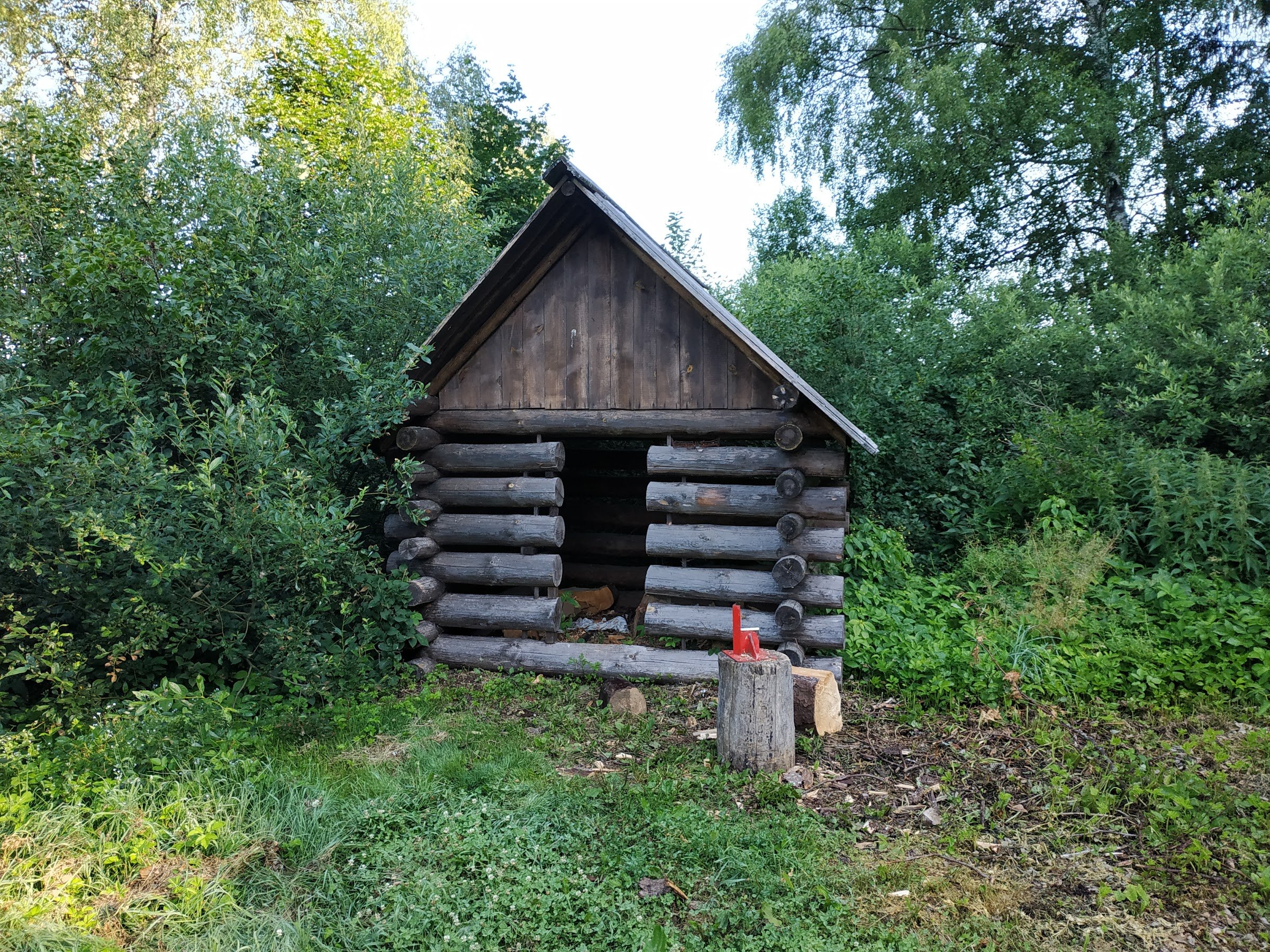 RMK Tooma lõkkekoht (Tooma campfire site / boardwalk)